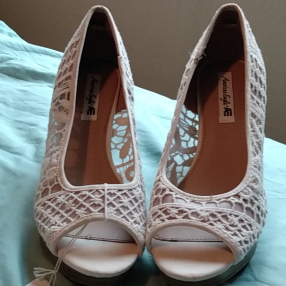 Shoes - Picture 2 of 3